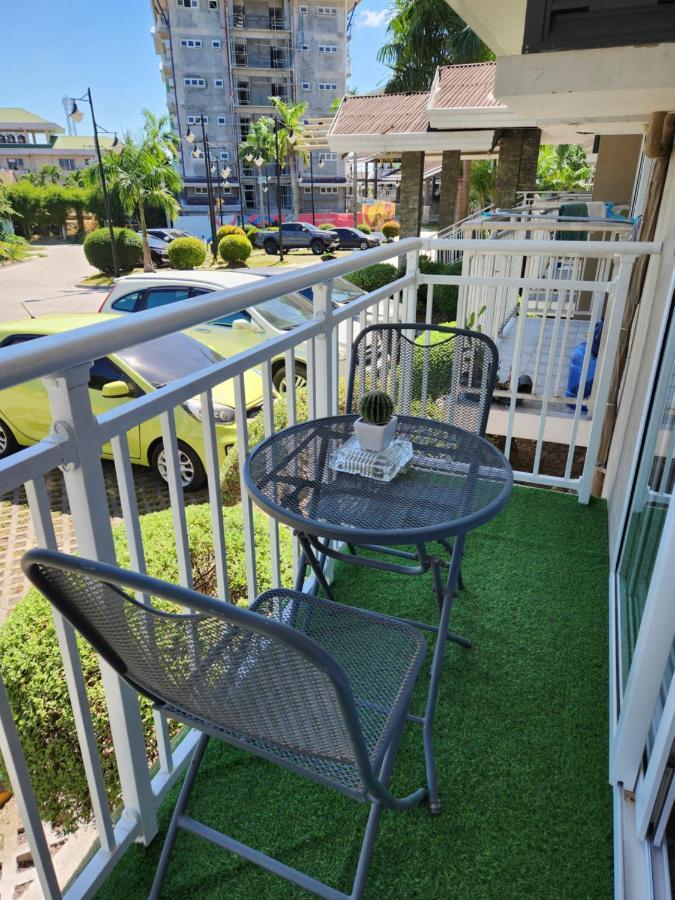 Condo Azur Suites A125 Amani Resorts Residences , 5 Minutes Airport, Netflix, Stylish, Cozy With Luxurious Swimming Pool 麦克坦 外观 照片