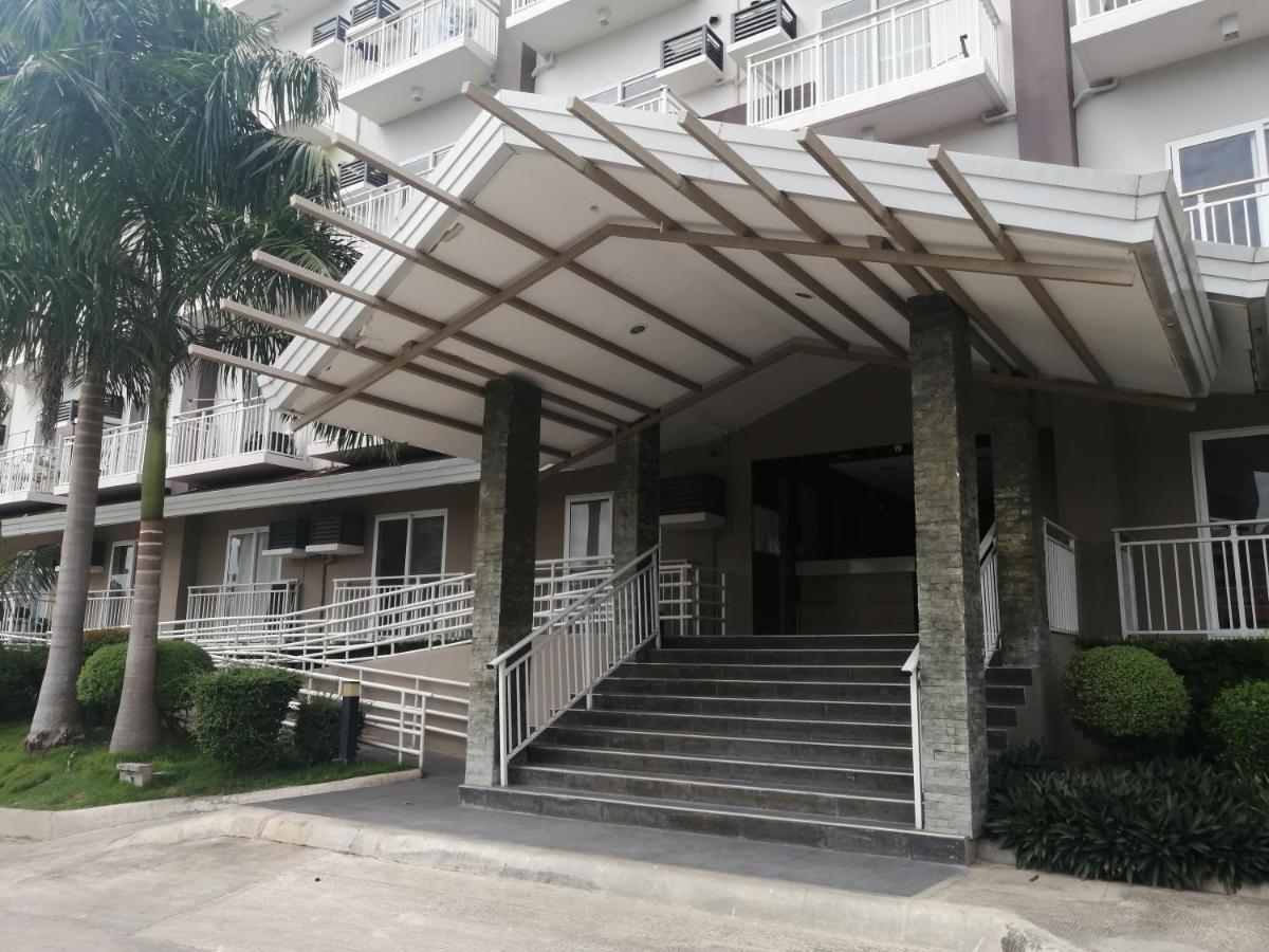 Condo Azur Suites A125 Amani Resorts Residences , 5 Minutes Airport, Netflix, Stylish, Cozy With Luxurious Swimming Pool 麦克坦 外观 照片