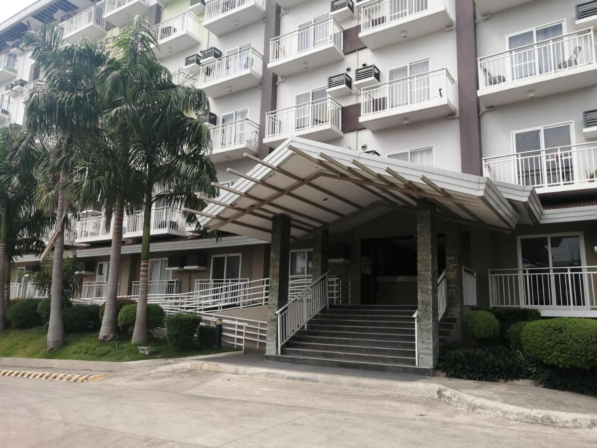 Condo Azur Suites A125 Amani Resorts Residences , 5 Minutes Airport, Netflix, Stylish, Cozy With Luxurious Swimming Pool 麦克坦 外观 照片