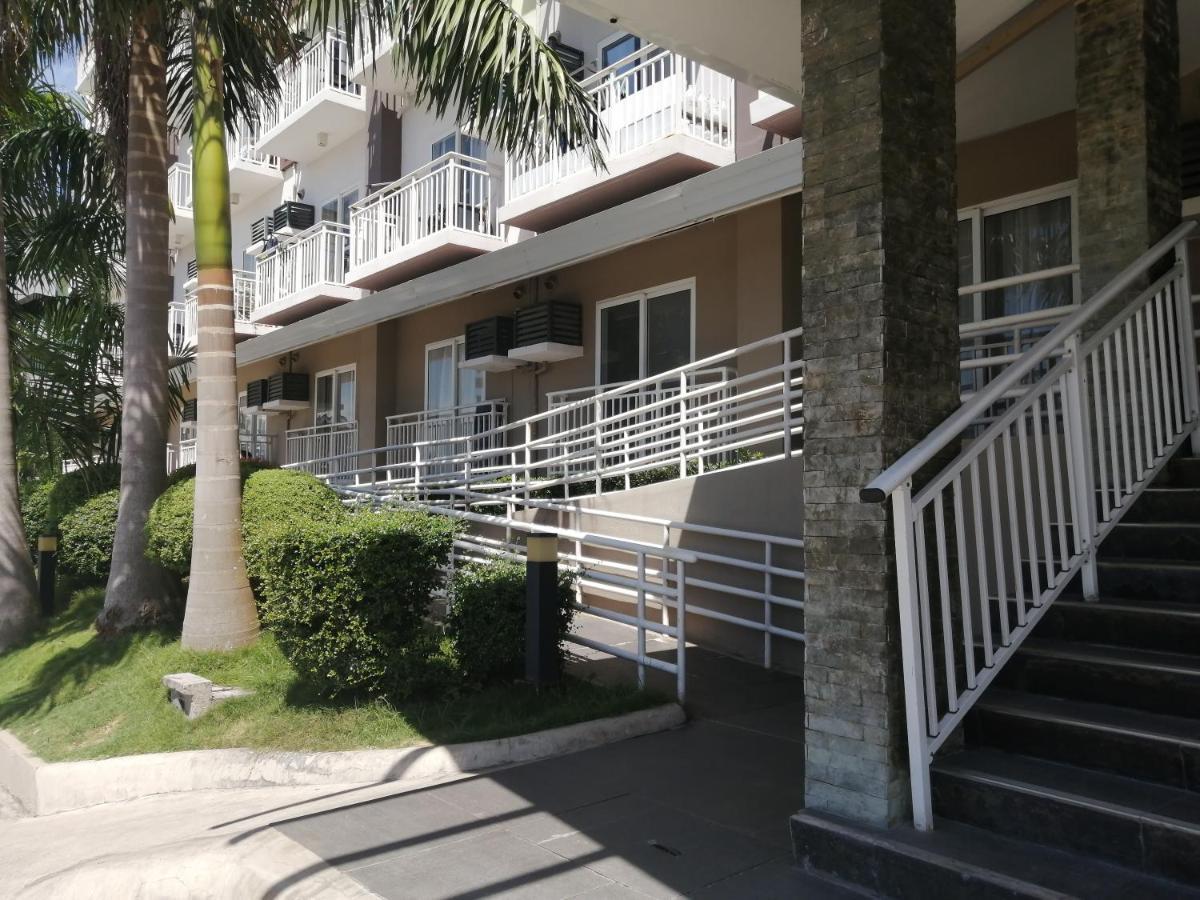 Condo Azur Suites A125 Amani Resorts Residences , 5 Minutes Airport, Netflix, Stylish, Cozy With Luxurious Swimming Pool 麦克坦 外观 照片