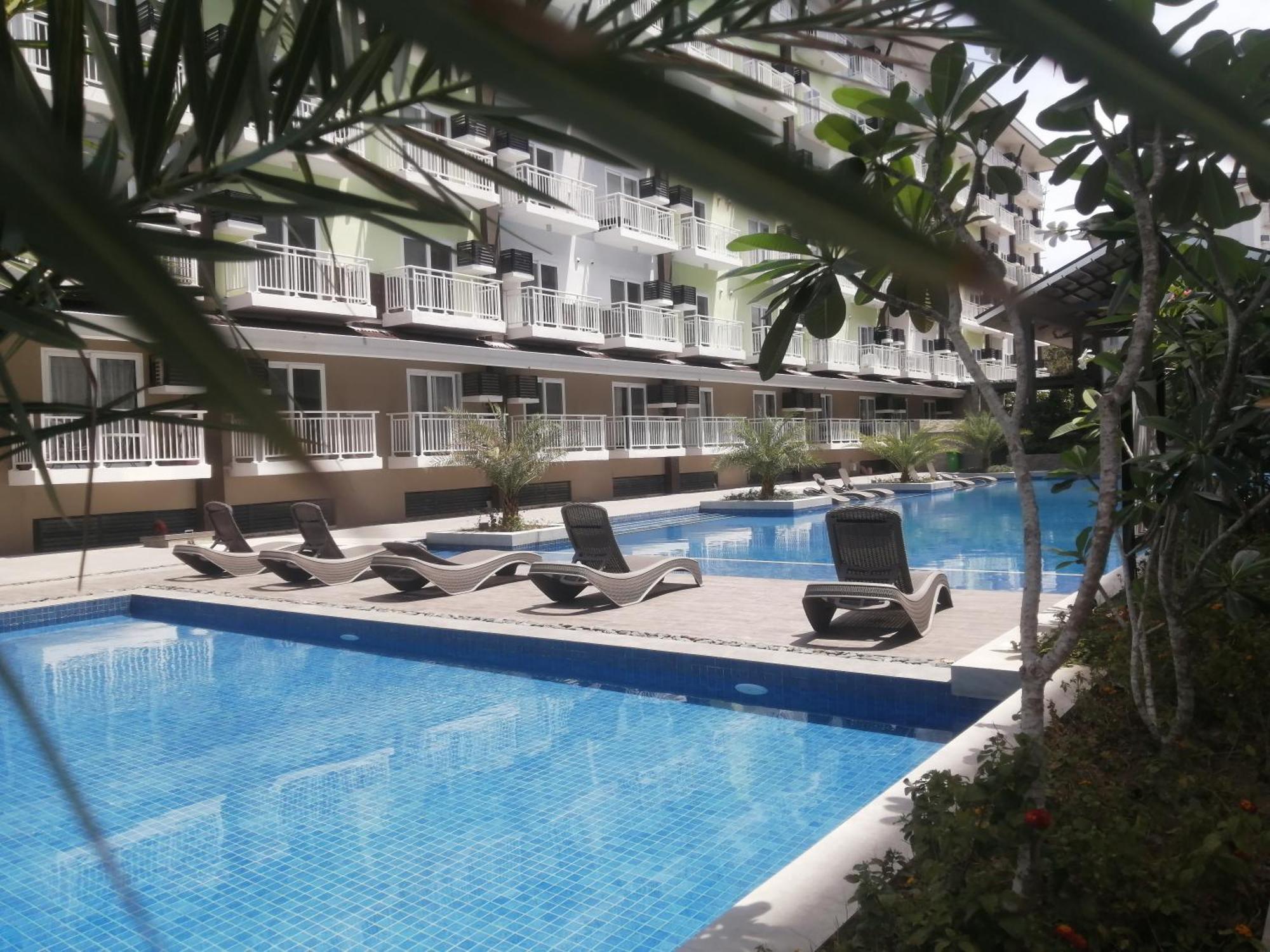 Condo Azur Suites A125 Amani Resorts Residences , 5 Minutes Airport, Netflix, Stylish, Cozy With Luxurious Swimming Pool 麦克坦 外观 照片